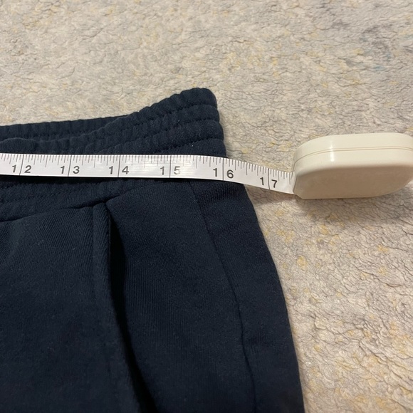 Like New Men’s Large Givenchy Bermuda Drawstring Shorts 4G Logo Embroidered Navy - Picture 13 of 14